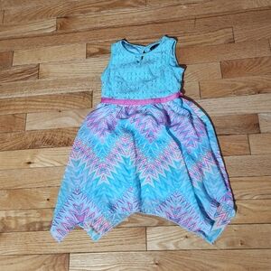 Girl's pastel flowy dress